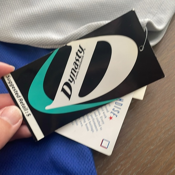 NWT Los Angeles Dodgers shirt - Picture 4 of 7